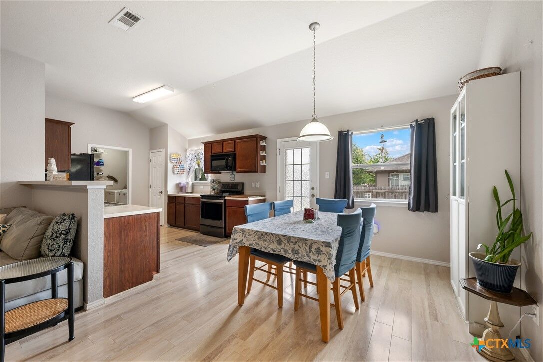 Property Photo: 144 Calcite Lane TX 76537
