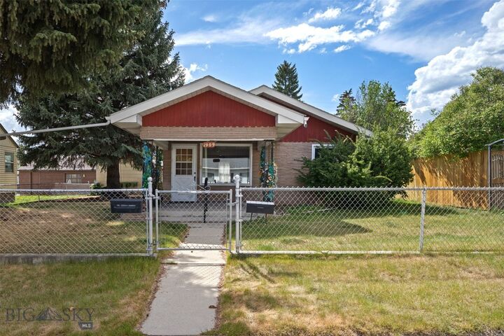 Property Photo:  1909 Howard Street  MT 59701 