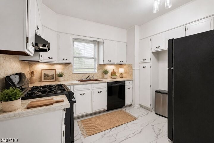 Property Photo: 225 Ward Pl NJ 07079