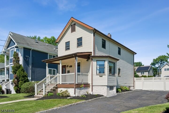 Property Photo:  624 Downer St  NJ 07090 