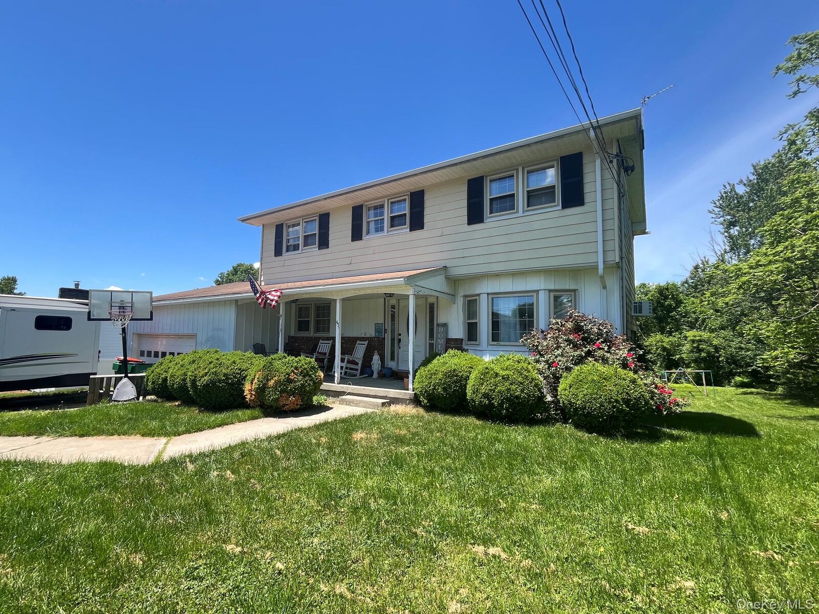 Property Photo:  45 W Redoubt Road  NY 12524 