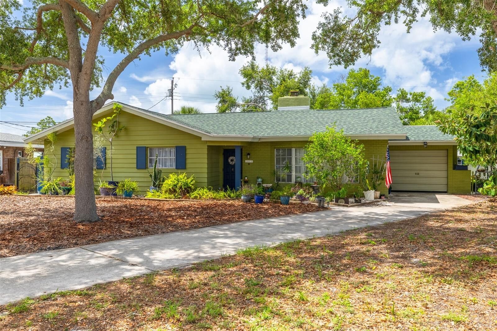 Property Photo:  12698 81st Avenue  FL 33776 