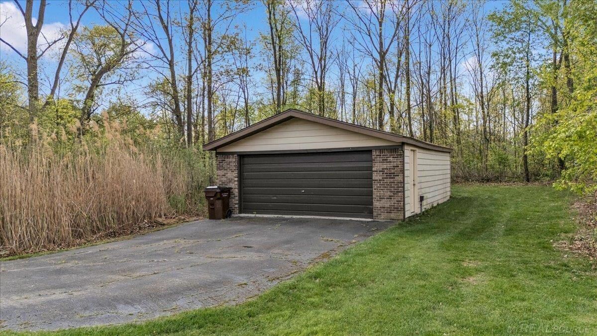 Property Photo:  55767 Sandy Ln V Lane  MI 48316 