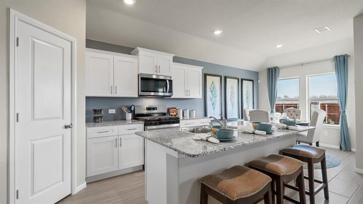 Property Photo: 2116 Fallston Drive TX 76108