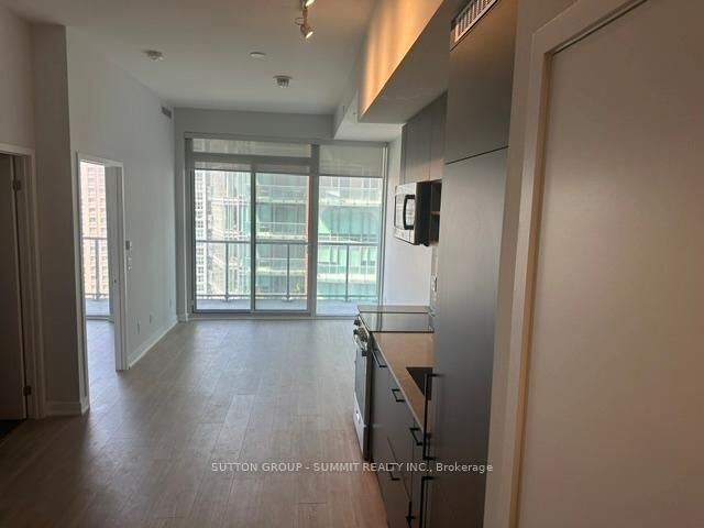Property Photo: 135 East Liberty Street 1507 ON M6K 0G7