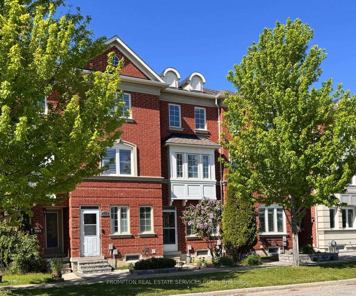 2516 Bur Oak Avenue — photo 1