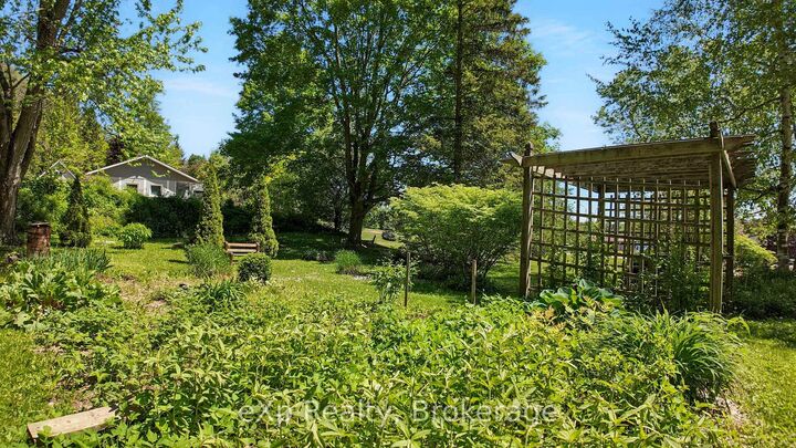 Property Photo: 448 Lake Rosalind Road 4 N/A ON N4N 3B9