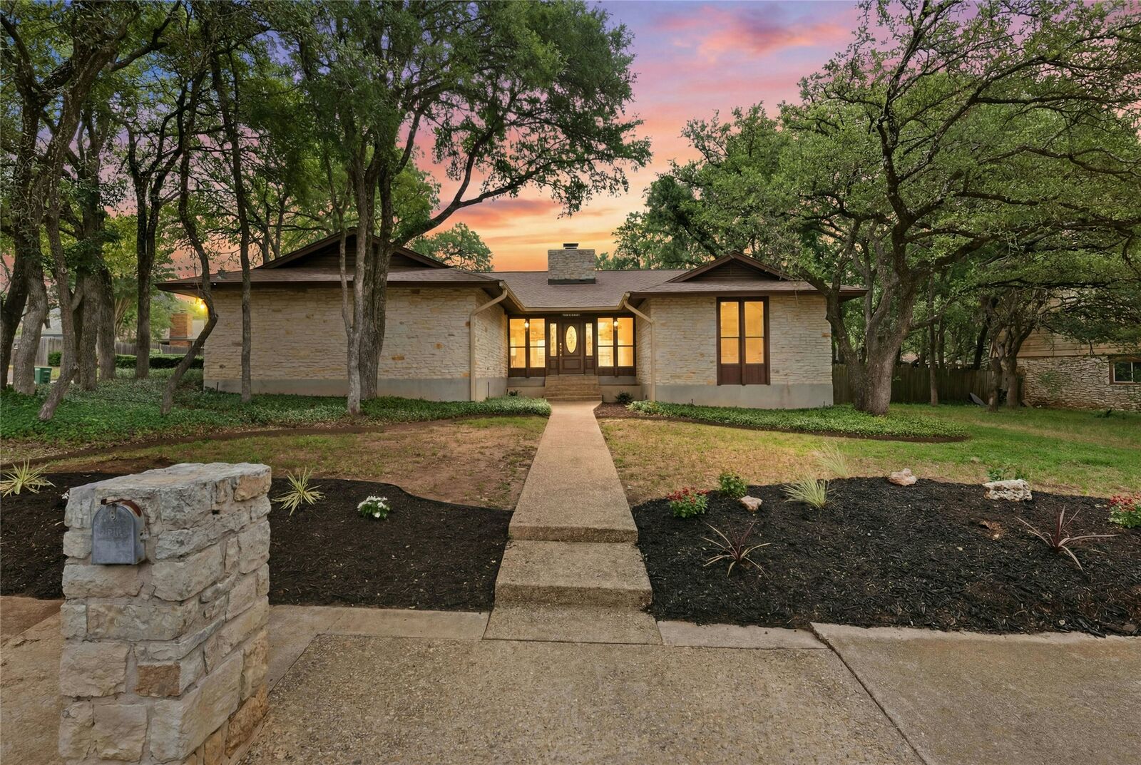 Property Photo: 12017 Wycliff Lane TX 78727