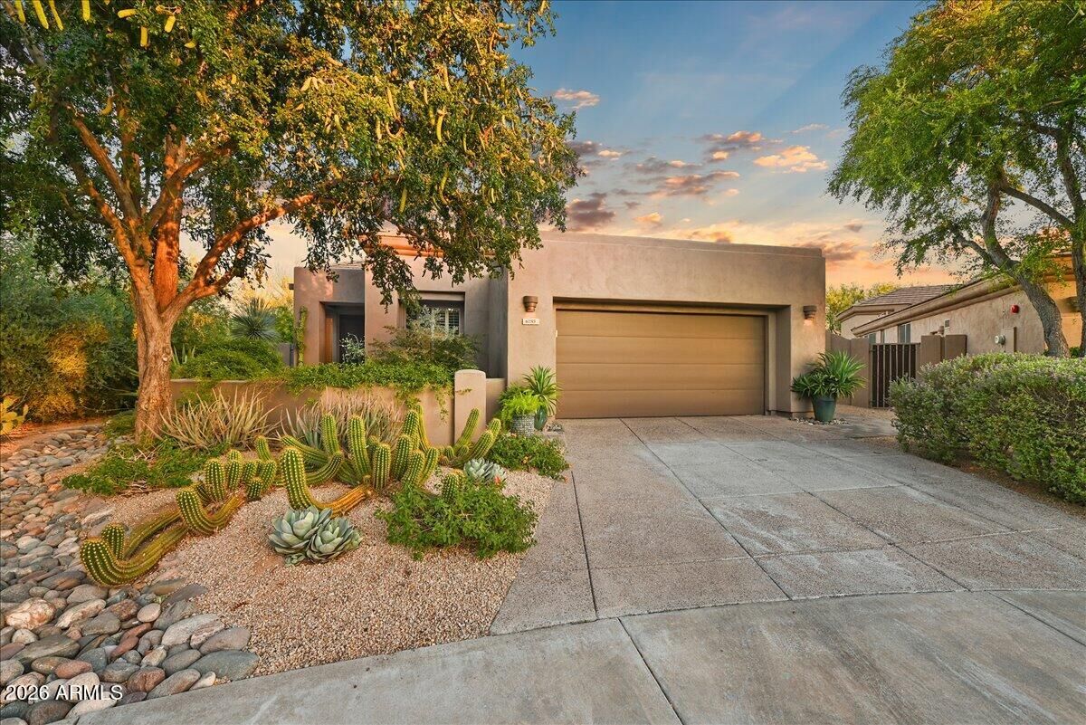 Property Photo: 6755 E Nightingale Star Circle AZ 85266