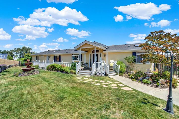 Property Photo:  4049 N Kappel View Lane  CA 95688 