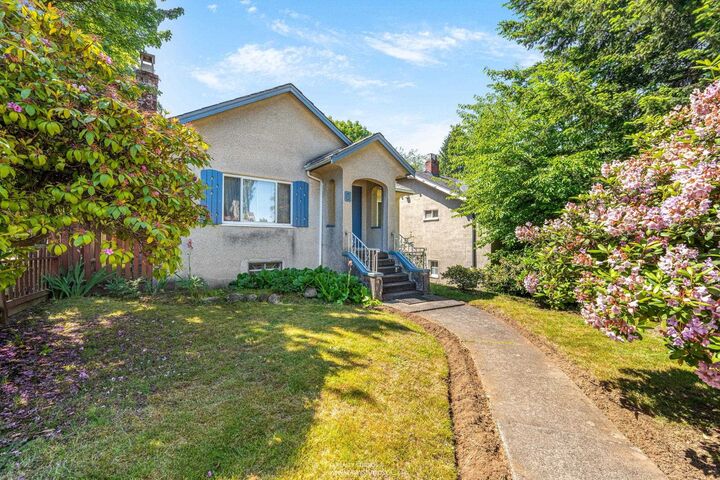 Property Photo: 6 W King Edward Avenue BC V5Y 2H7