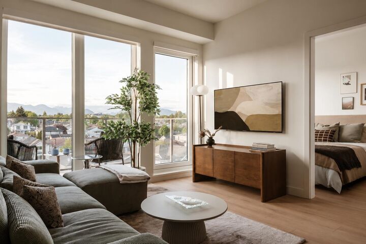 Property Photo: 133 W 49th Avenue 301 BC V5Z 2S3