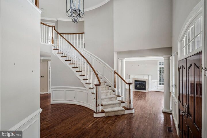 Property Photo: 20581 Myers Place VA 20175