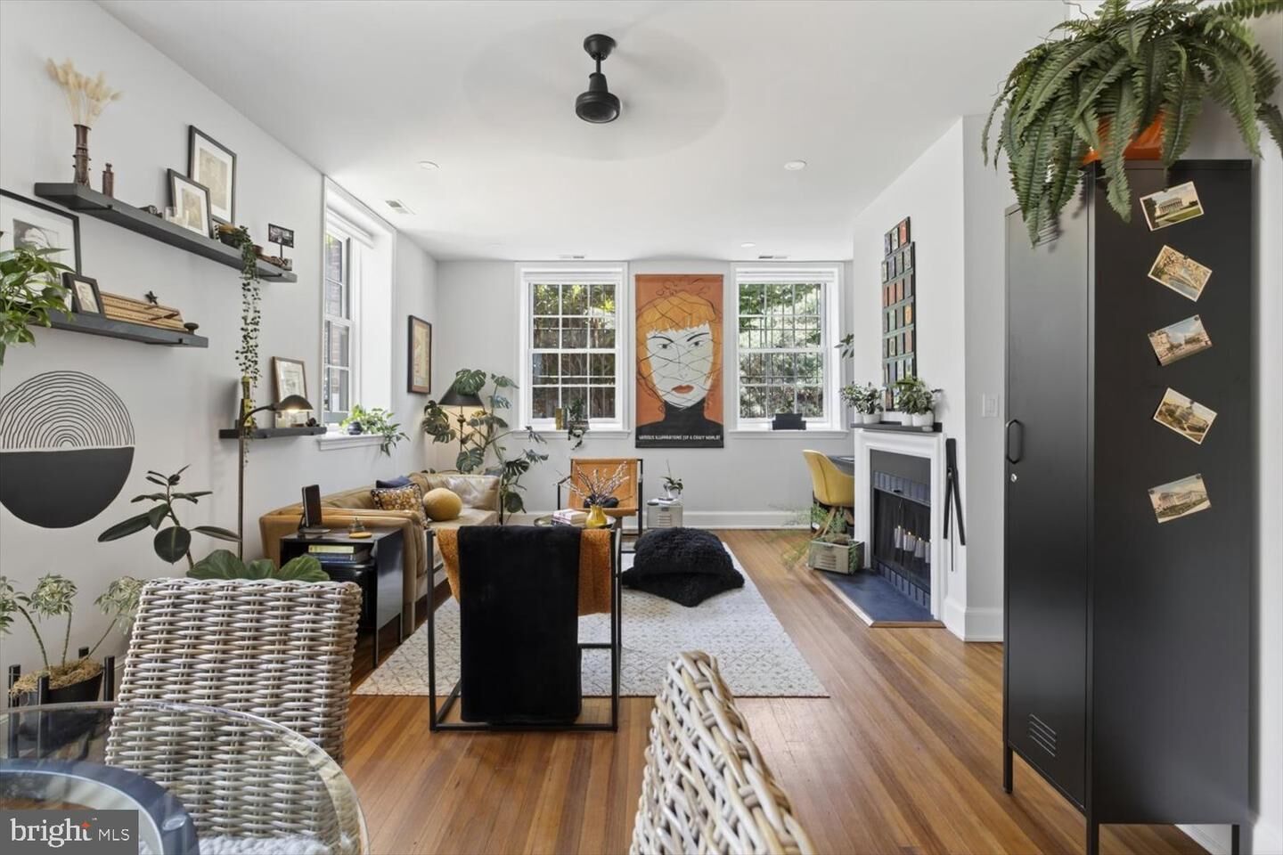 Property Photo:  410 5th Street NE 1  DC 20002 