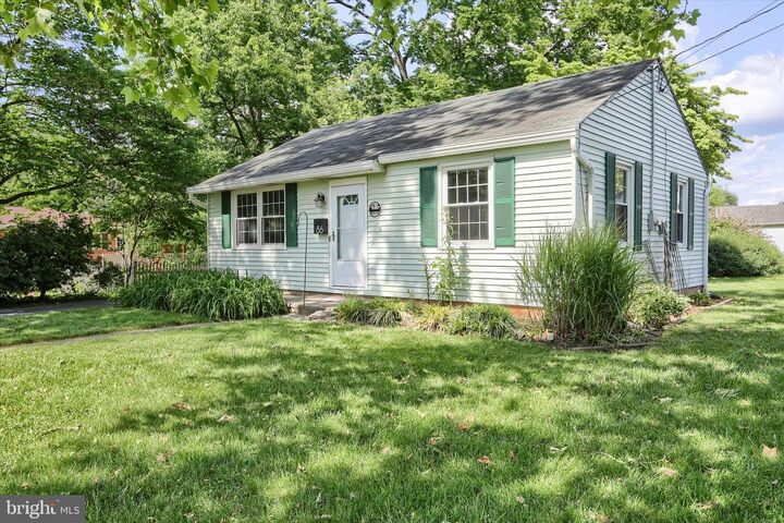 Property Photo:  86 N 41st Street  PA 17011 