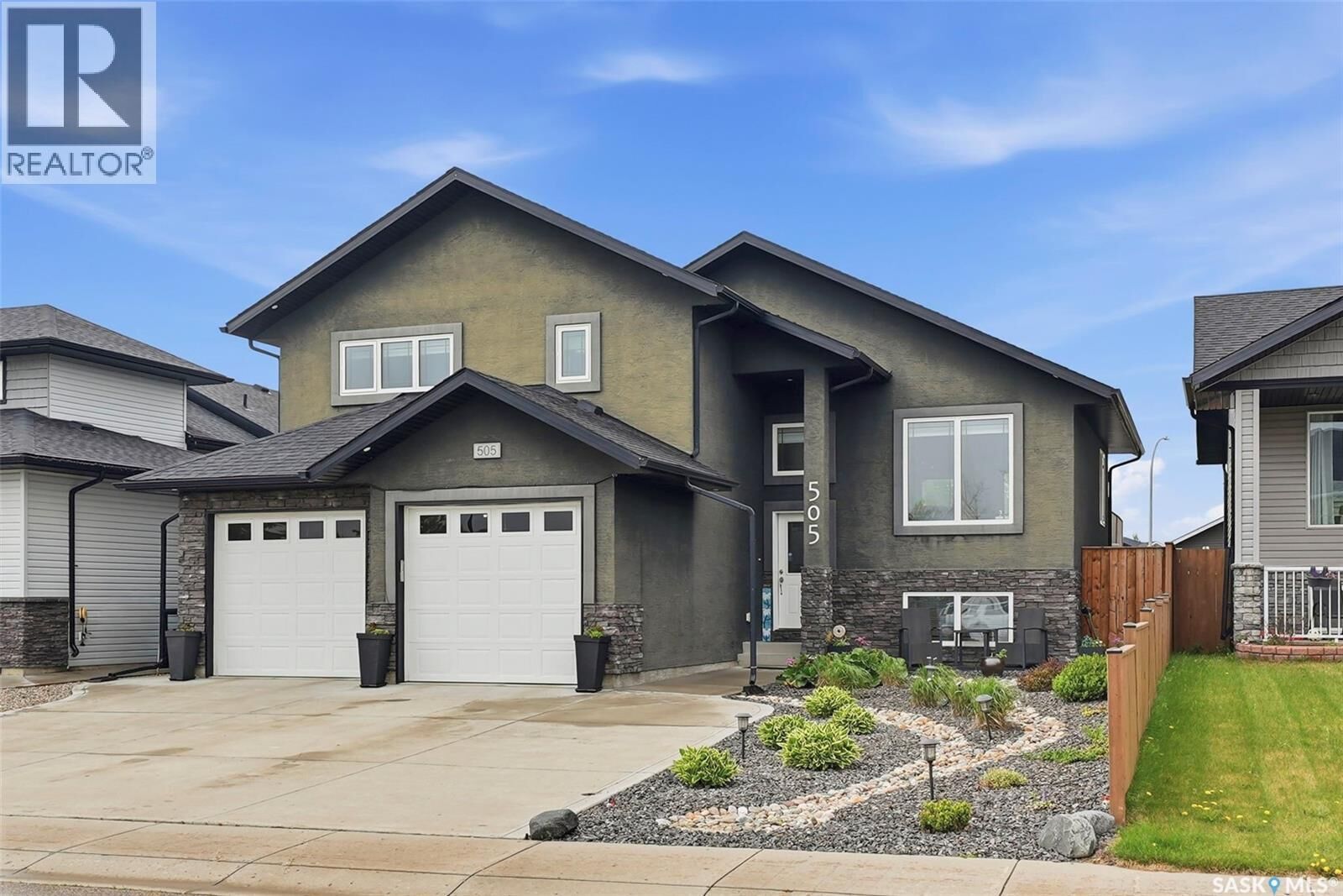 Property Photo:  505 Silver Birch Lane  SK S0K 4S2 