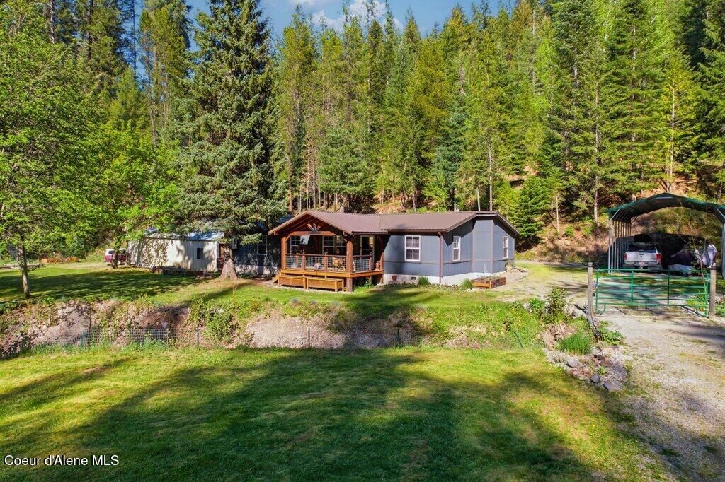 Property Photo:  1231 French Gulch Rd  ID 83839 