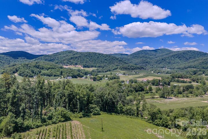 Property Photo:  00 Woodlyn Etch Drive  NC 28792 
