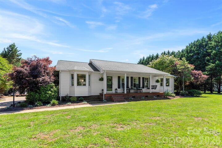 Property Photo:  607 Elam Road  NC 28090 