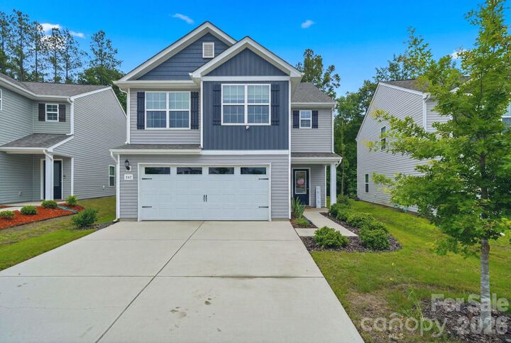 Property Photo: 565 Hawley Street NC 28214
