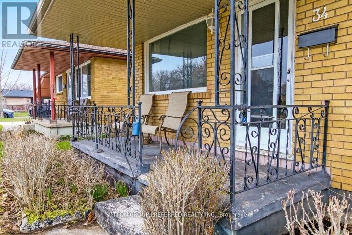Property Photo:  34 Wexford Avenue  ON N5V 1L7 