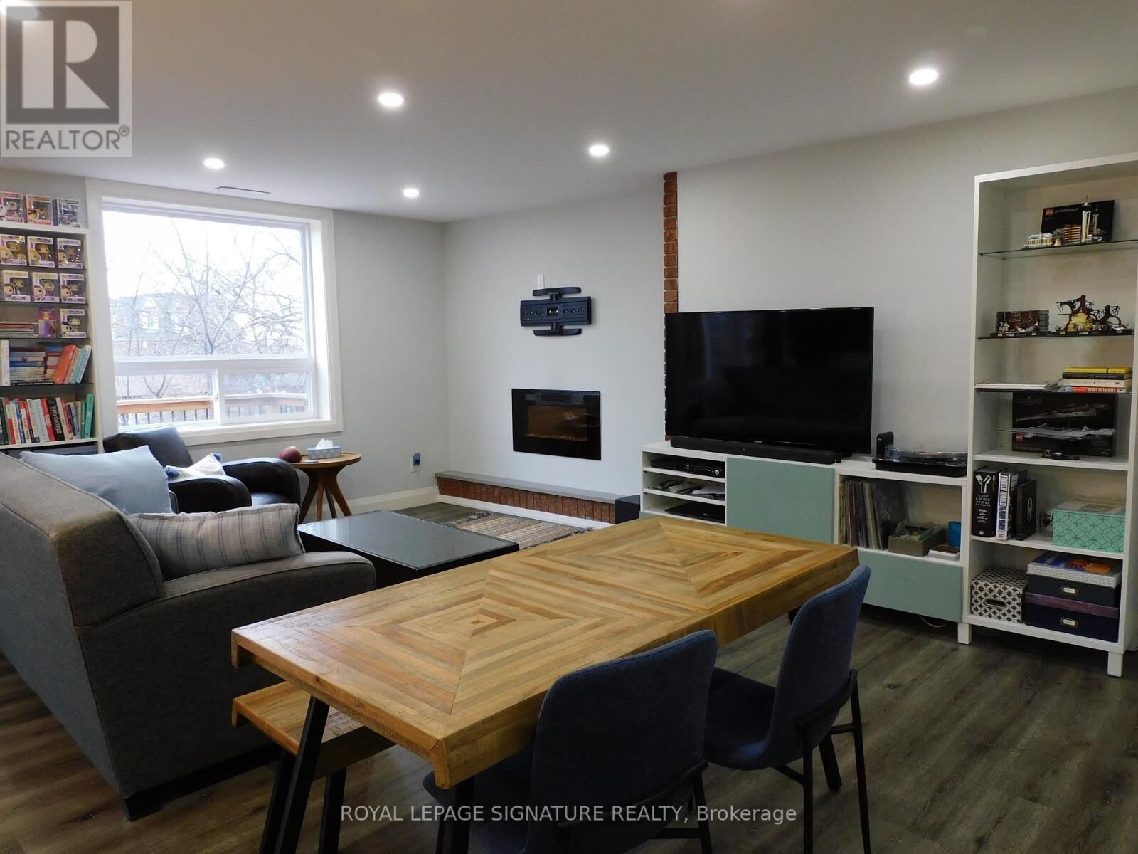 Property Photo:  25 Tannery Street B  ON L5M 1V1 