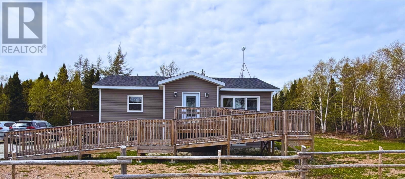 Property Photo:  50 Farm Road  NL A0K 3E0 