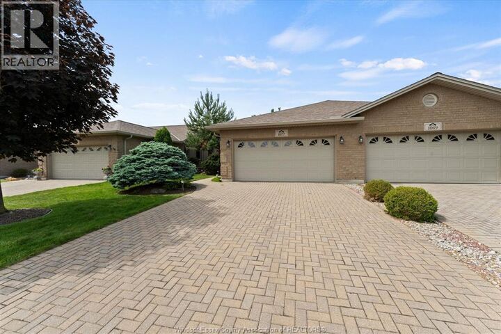 Property Photo:  1077 Hacienda Way  ON N9G 2T7 