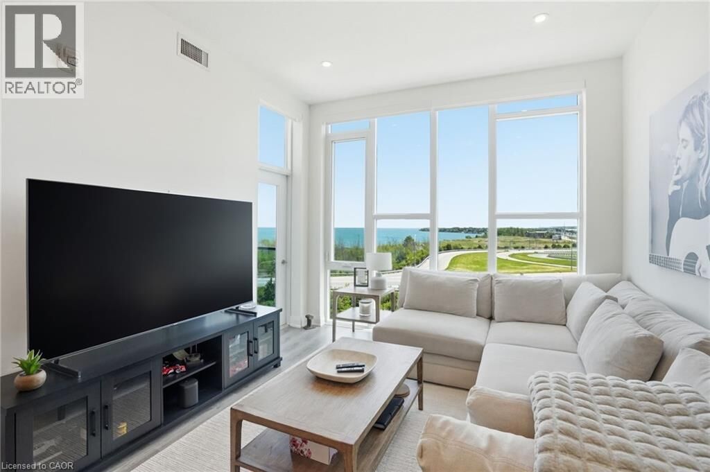 Property Photo: 16 Concord Place 619 ON L3M 0J1