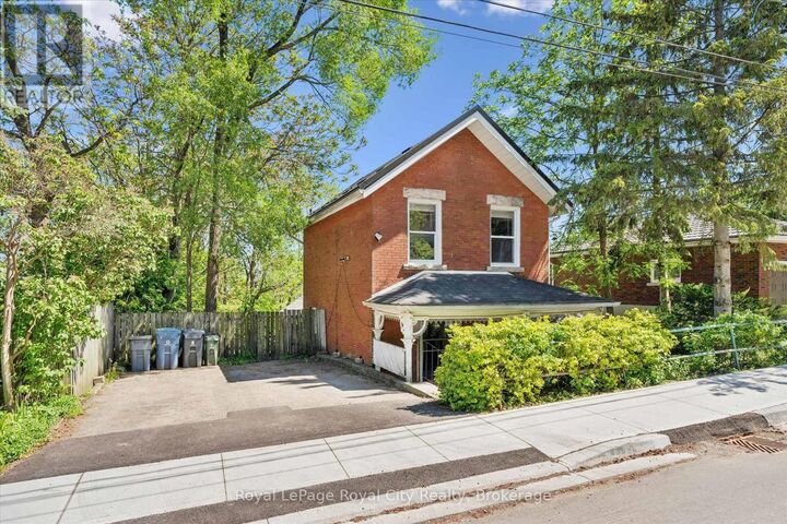 Property Photo:  115 Grove Street  ON N1E 2W8 