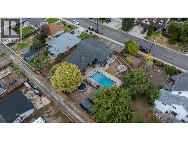 Property Photo:  1732 Granite Avenue  BC V1K 1B8 