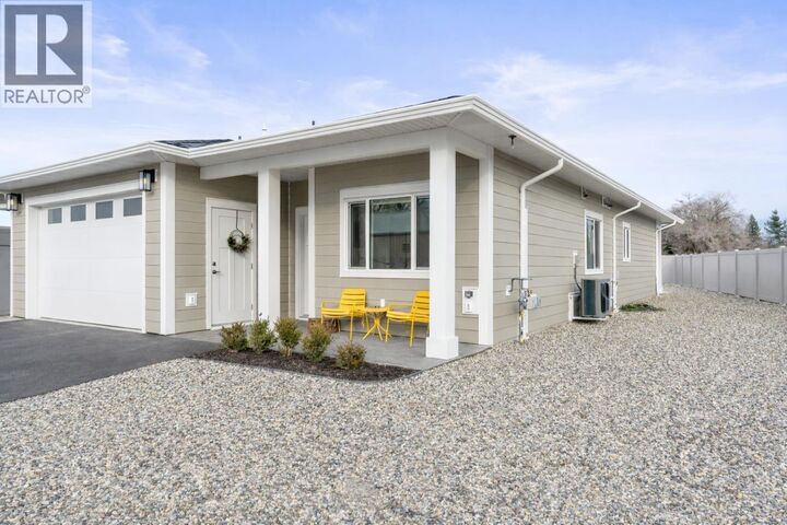 6461 Okanagan Landing Road — photo 1