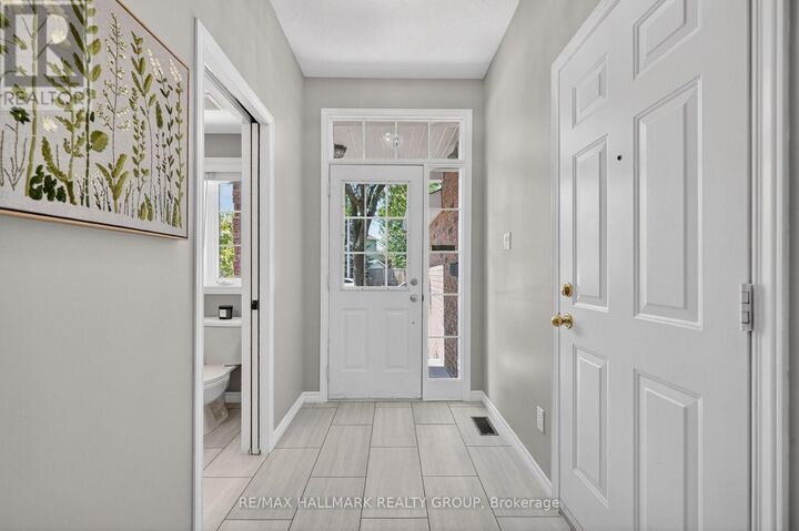 Property Photo:  968 Lucille Way  ON K4A 4J2 