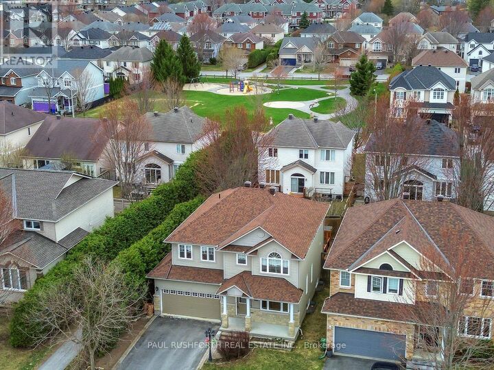 Property Photo:  145 Arrowwood Drive  ON K2S 2G3 