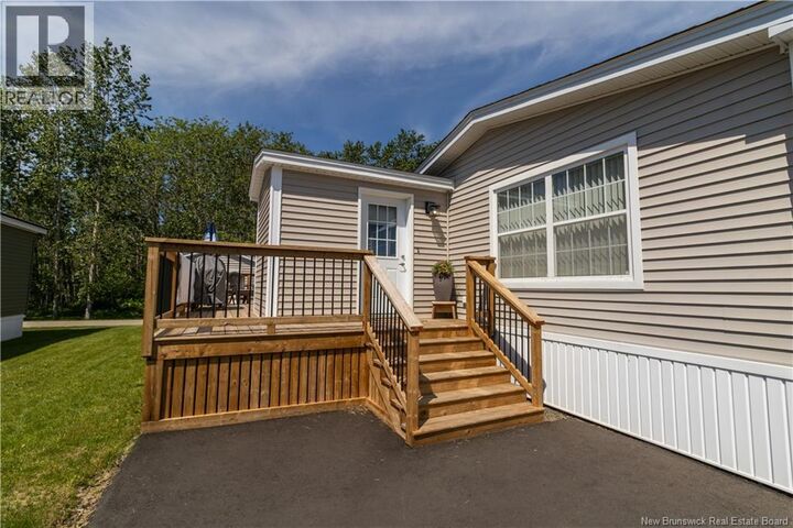 Property Photo:  15 Brookview Avenue  NB E4E 2W3 