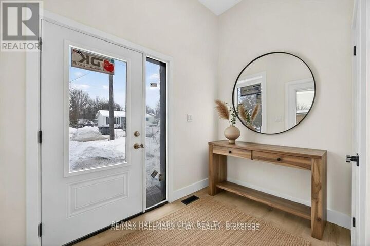 Property Photo:  26 Rose Avenue  ON L3V 6B4 
