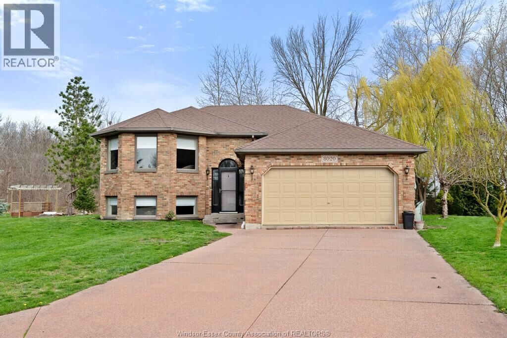 Property Photo:  8020 Gardiner Crescent  ON N0R 1J0 