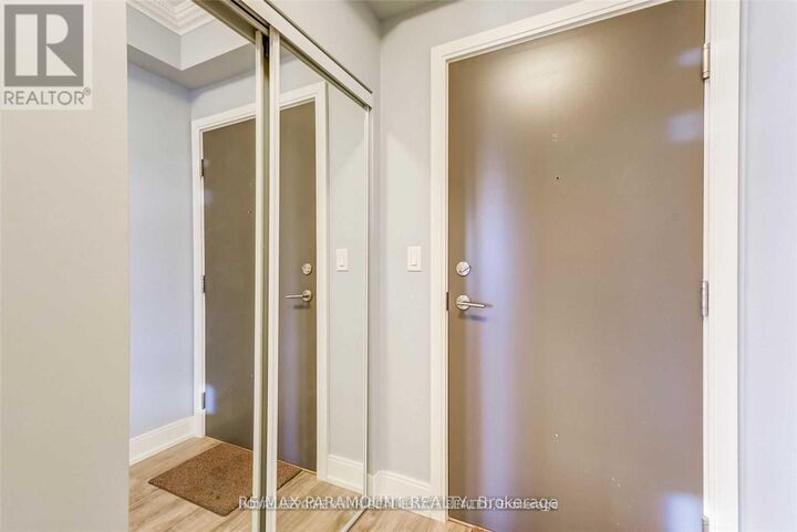 Property Photo:  9600 Yonge Street 706B  ON L4C 0X3 