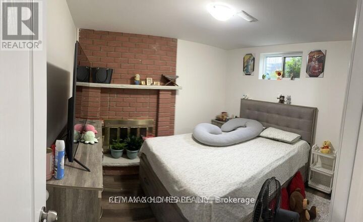 Property Photo:  5 Scarlett Drive Bsmt  ON L6Y 3S9 