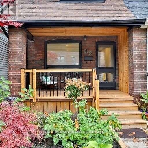 Property Photo:  43 Kingston Road  ON M4L 1S5 