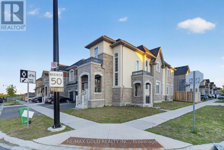 Property Photo:  556 Brisdale Drive  ON L7A 0C3 