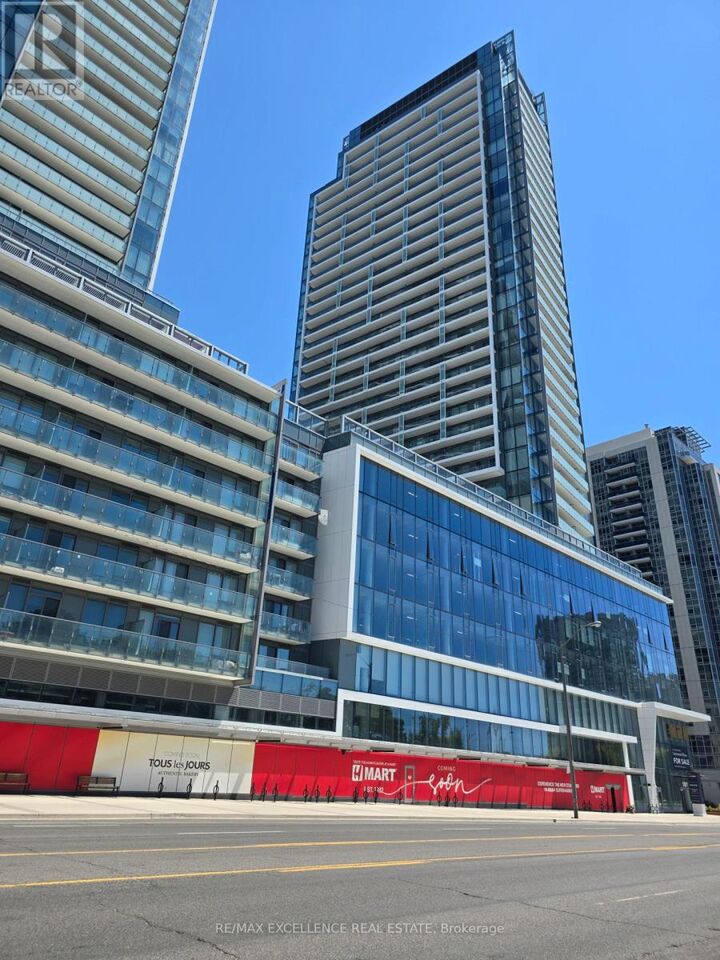 Property Photo:  8 Olympic Garden Drive S617  ON M2M 0B9 