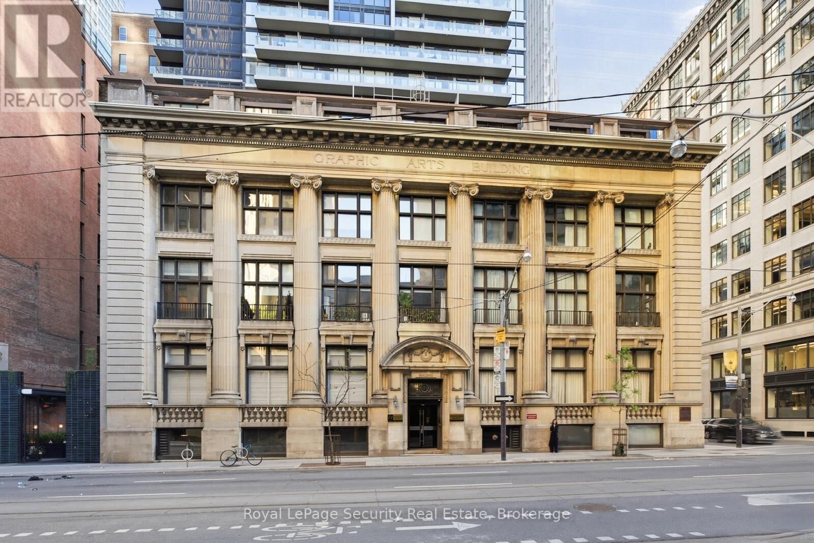 Property Photo:  73 Richmond Street West 208  ON M5H 4E8 
