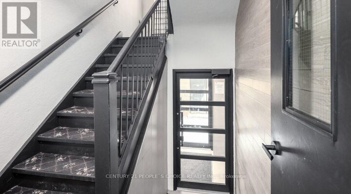 Property Photo:  875 Avenue Road 6  ON M5P 2K5 