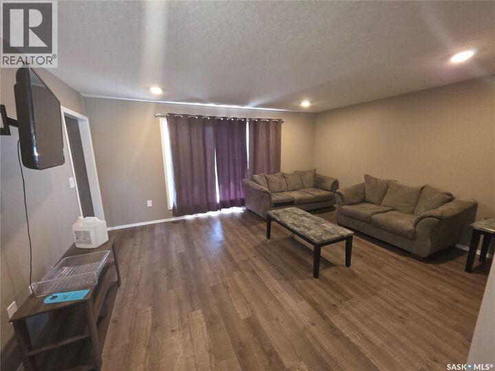 Property Photo: 714 Columbia Avenue SK S0L 1R0