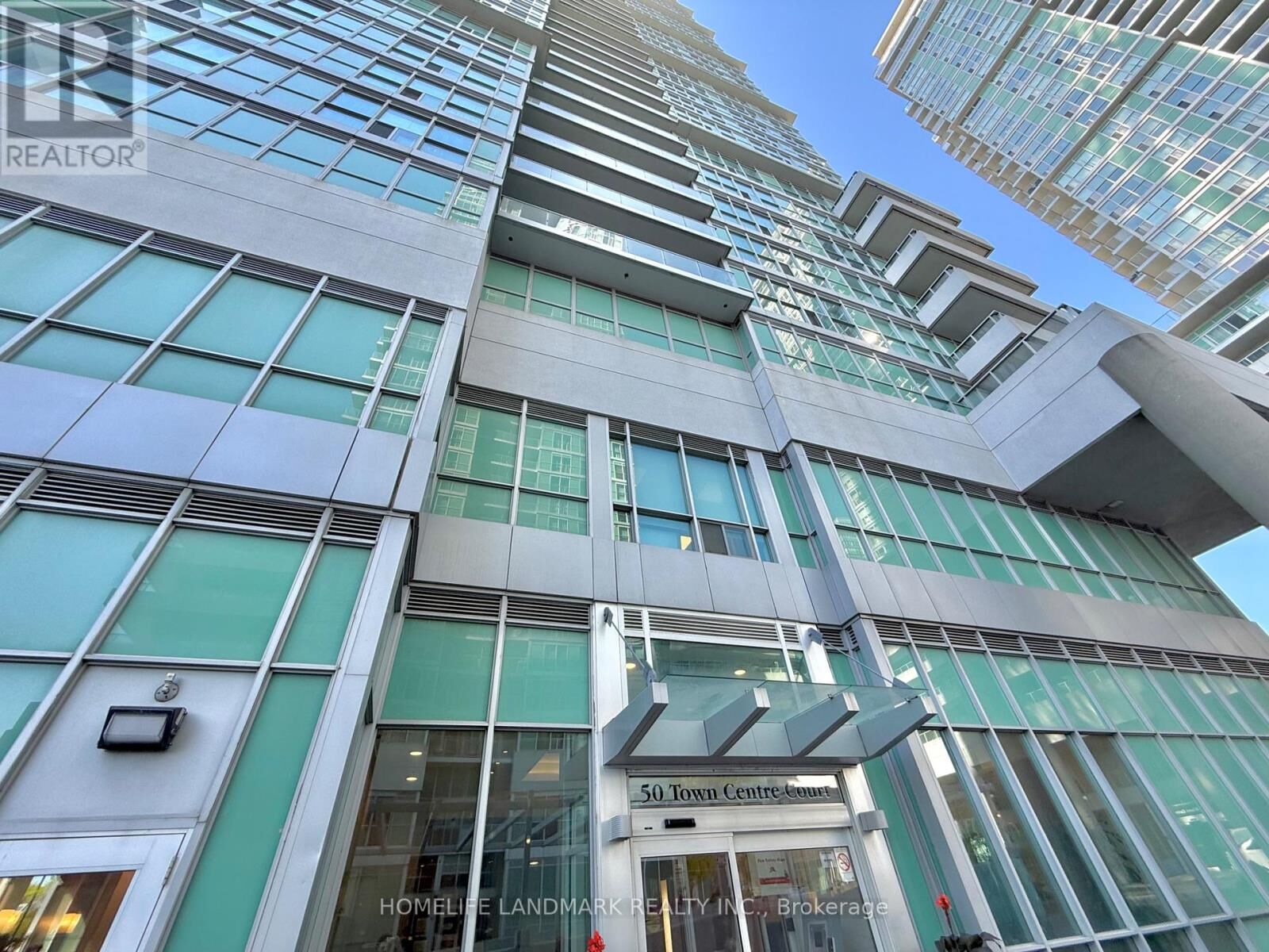 Property Photo:  50 Town Centre Court 3905  ON M1P 0A9 