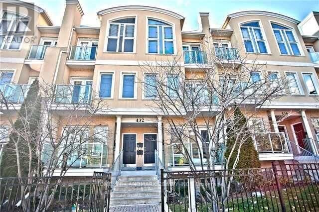 Property Photo:  432 Kenneth Avenue 3  ON M2N 7M3 