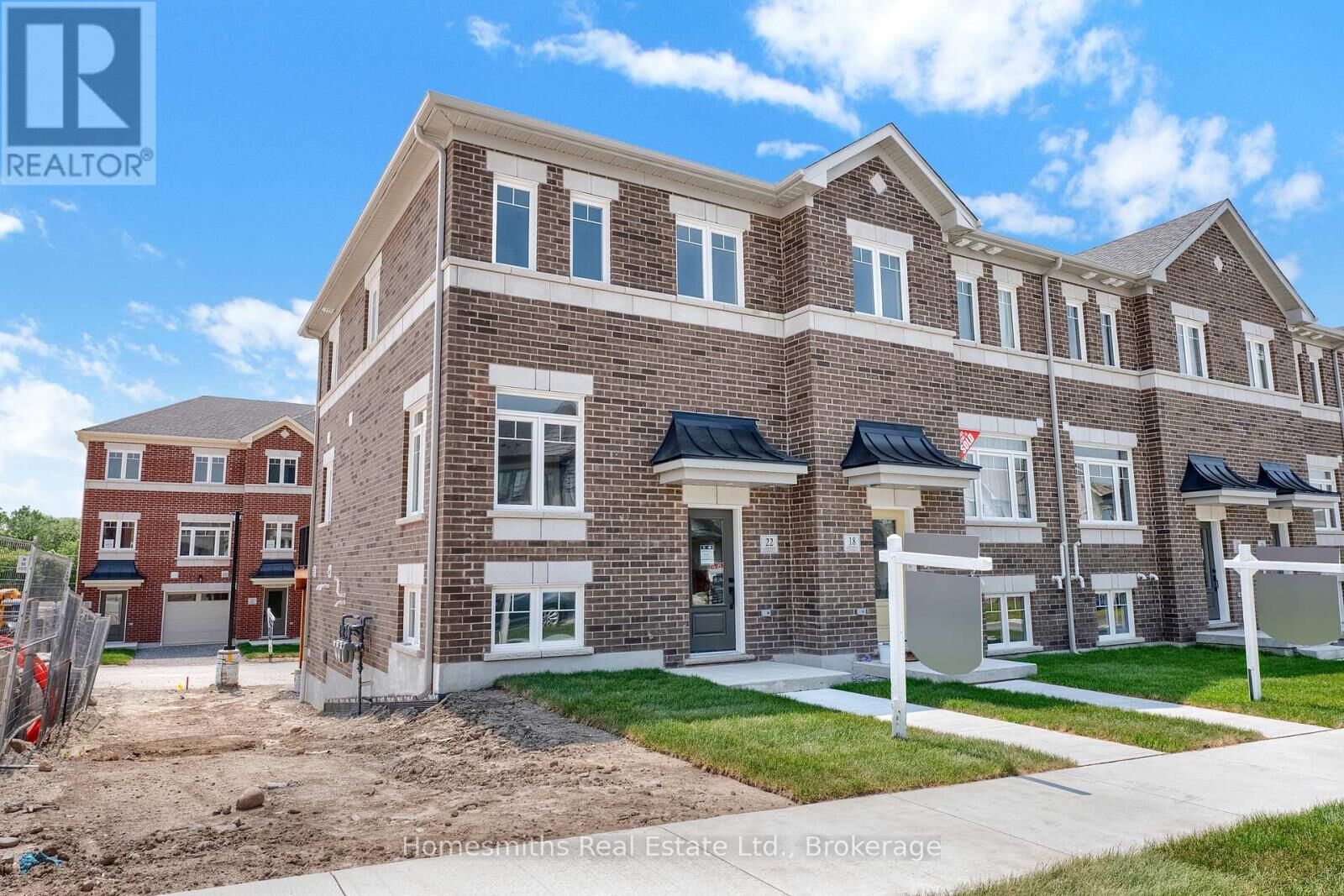 Property Photo:  22 Nady Lane  ON L1B 0X1 