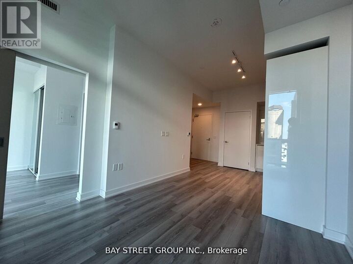 Property Photo:  121 St Patrick Street 1424  ON M5T 3C1 