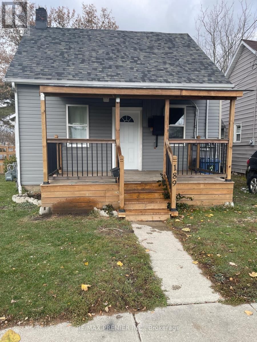 Property Photo:  189 King Street East Front  ON N7M 3N3 